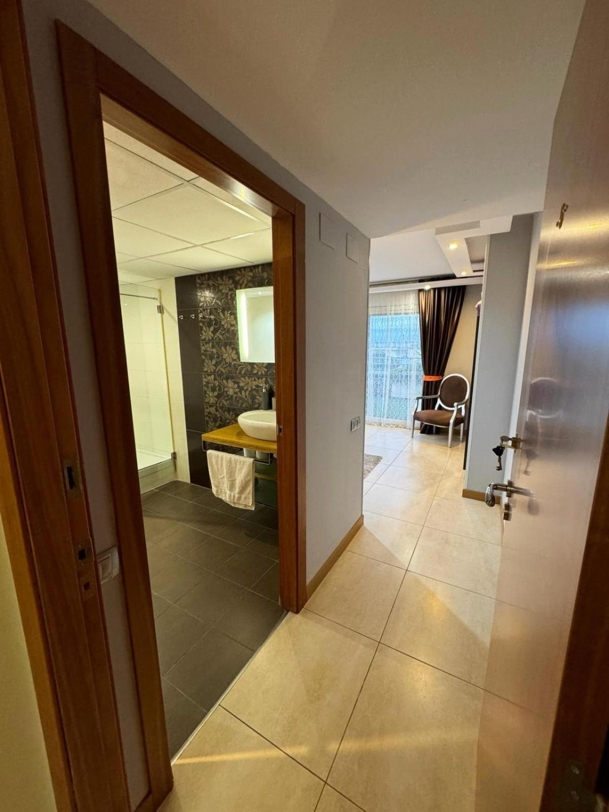 Apartamento Amposta 萨洛 外观 照片